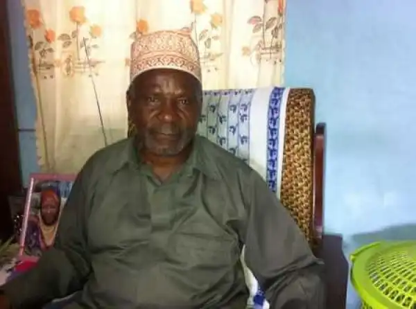 Sexually Starved 75-year-old Man Advertises for a Wife Using a Poster (Photos)